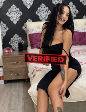 Alexandra pussy Prostitute Al Fahahil