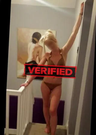 Laura fucker Prostitute Abergele